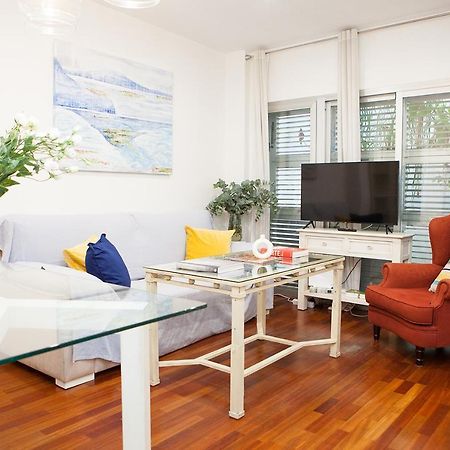 Charming Apartment With Pool And Garage Siviglia Esterno foto
