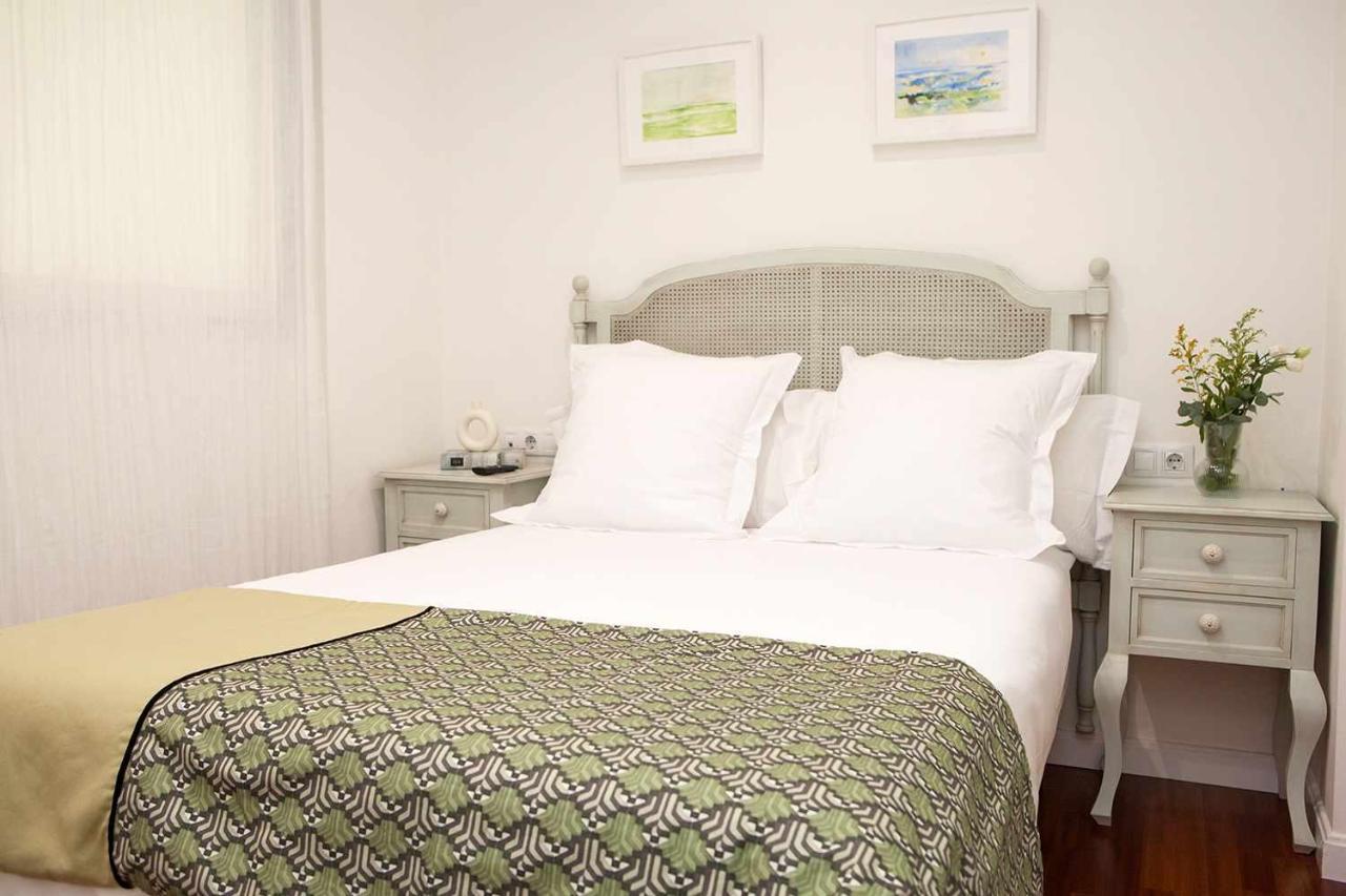 Charming Apartment With Pool And Garage Siviglia Esterno foto