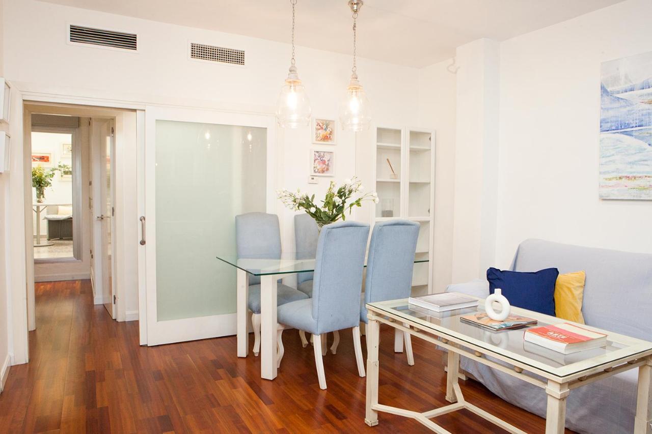 Charming Apartment With Pool And Garage Siviglia Esterno foto