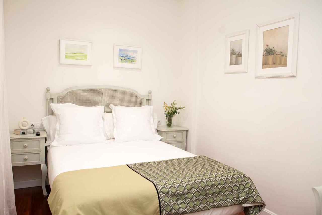 Charming Apartment With Pool And Garage Siviglia Esterno foto