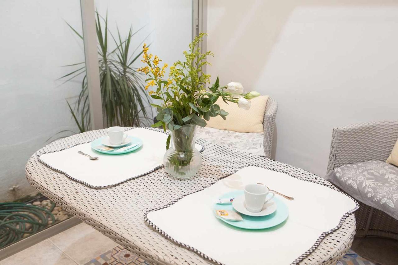 Charming Apartment With Pool And Garage Siviglia Esterno foto