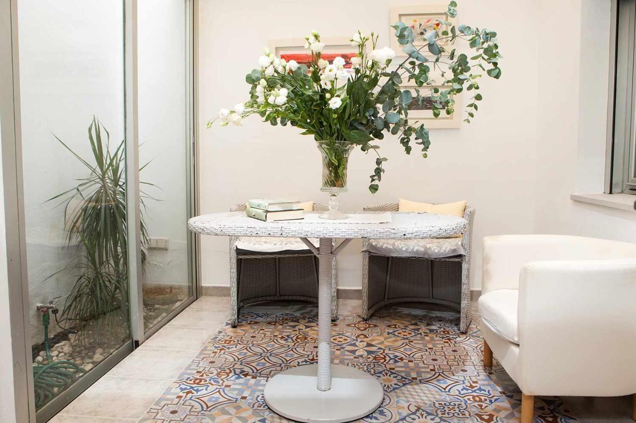 Charming Apartment With Pool And Garage Siviglia Esterno foto
