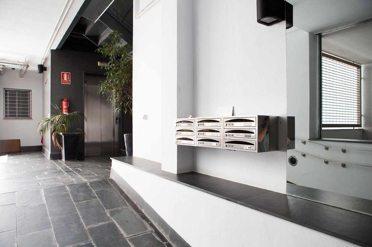 Charming Apartment With Pool And Garage Siviglia Esterno foto