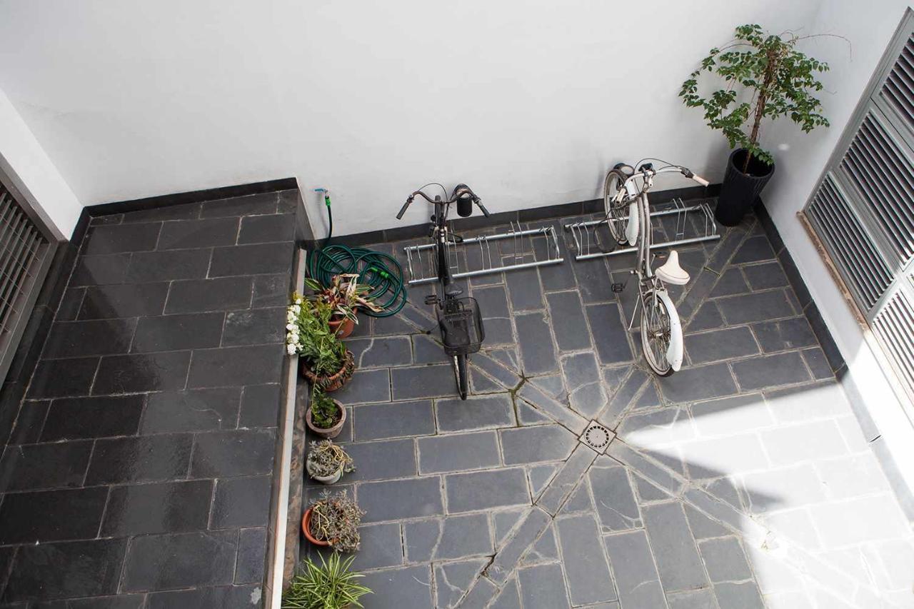Charming Apartment With Pool And Garage Siviglia Esterno foto