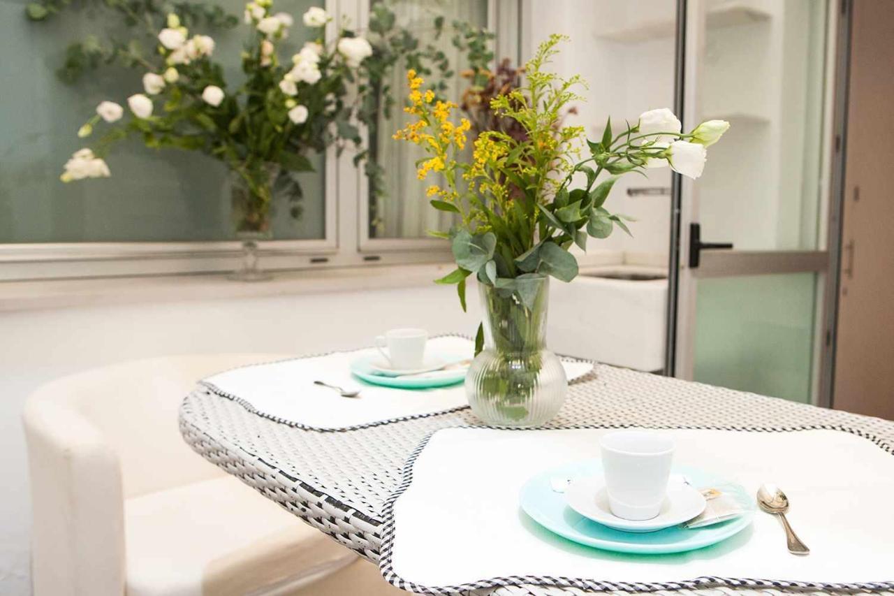 Charming Apartment With Pool And Garage Siviglia Esterno foto