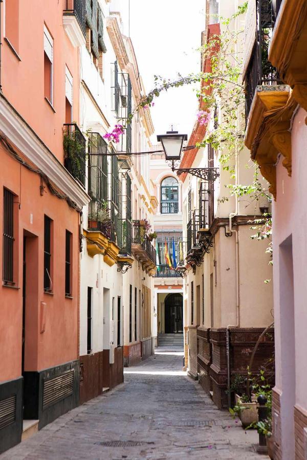 Charming Apartment With Pool And Garage Siviglia Esterno foto